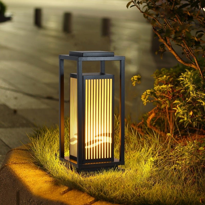 garden-bollards-lights-minimalist-landscaped-garden