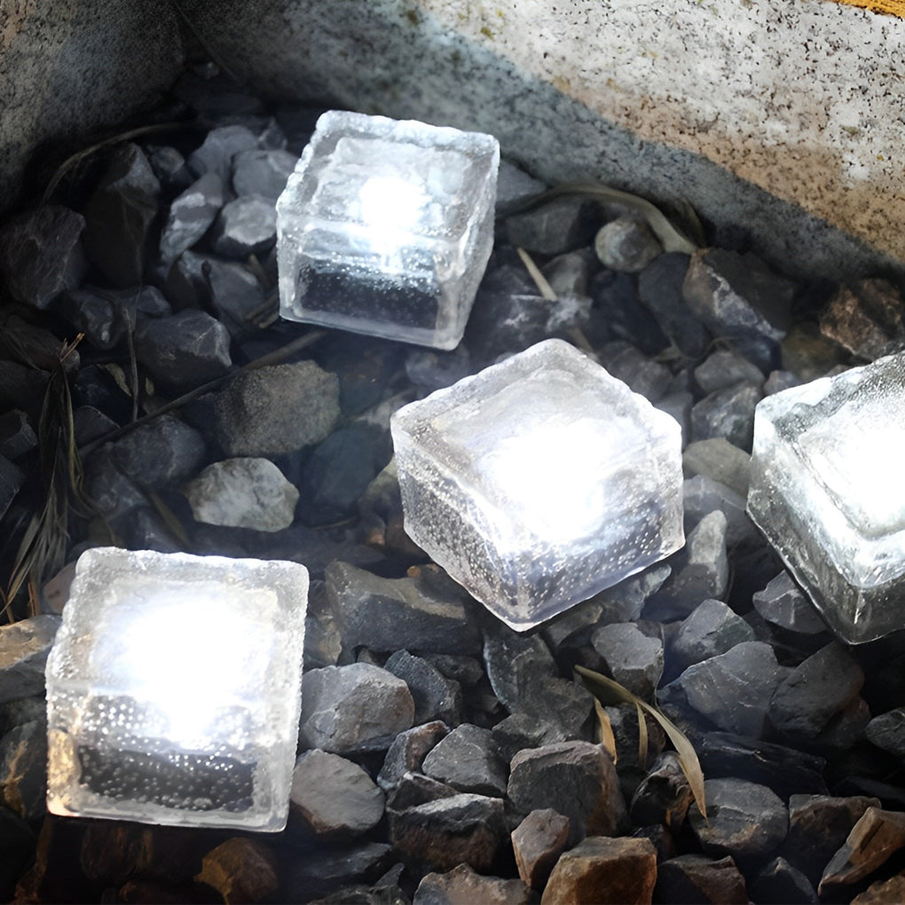 Single ice cube solar light close-up showing textured glass design.