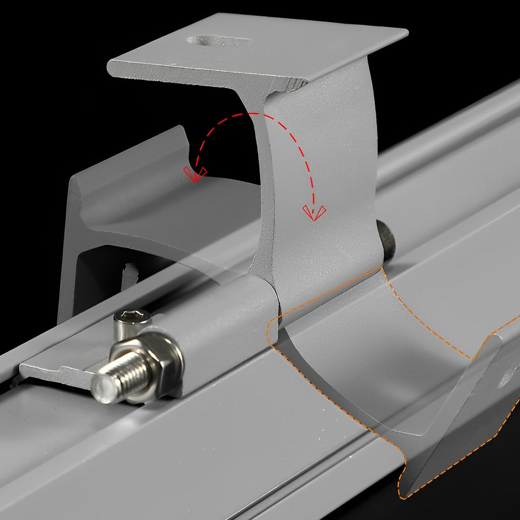 Comparison of linear LED wall washer with and without baffle for different lighting effects.