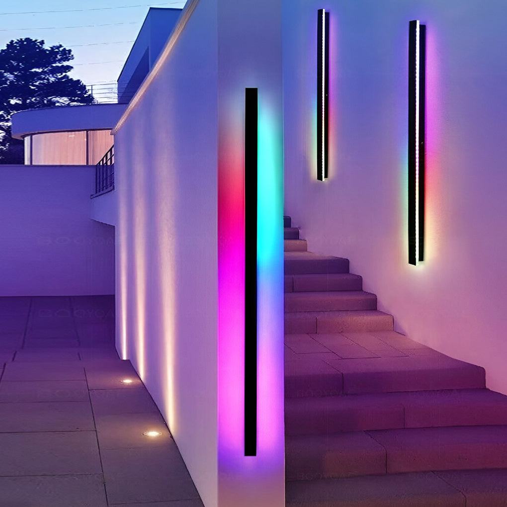 Outdoor strip wall light with a close-up of the vertical light fixture.