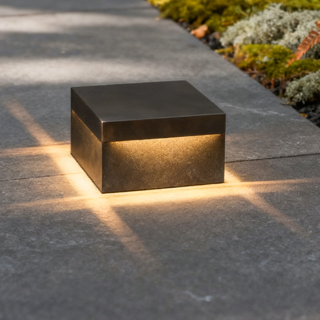 Single Square Waterproof LED Solar Modern Outdoor Fence Post Lights Pillar Light
