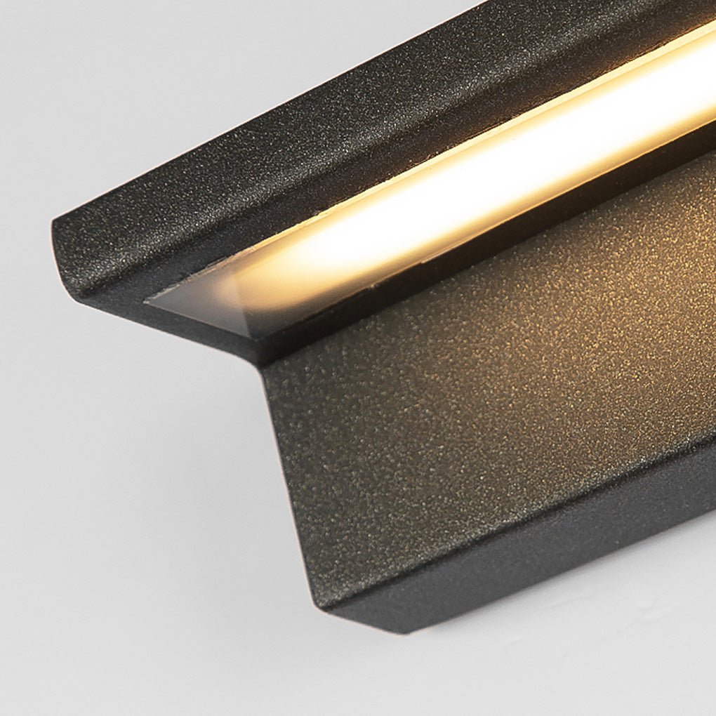 Contemporary Stainless Steel Linear LED Strip Outdoor Wall Light �C Modern, Weatherproof for Garden Villa
